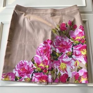 Halogen tan floral fully lined mini skirt size 16